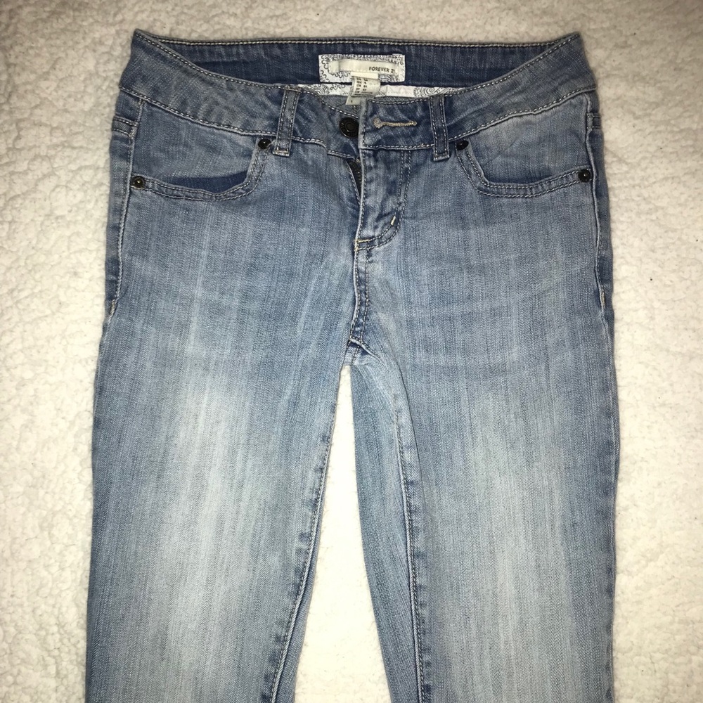 Forever 21 ankle jeans